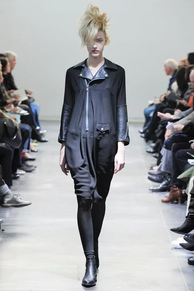Look 36